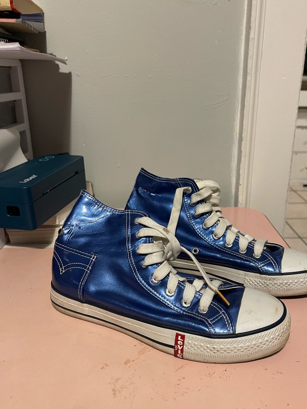 Levi’s Women’s Blue High-Top Sneakers w/ “Pocket” Feature - Sz 9